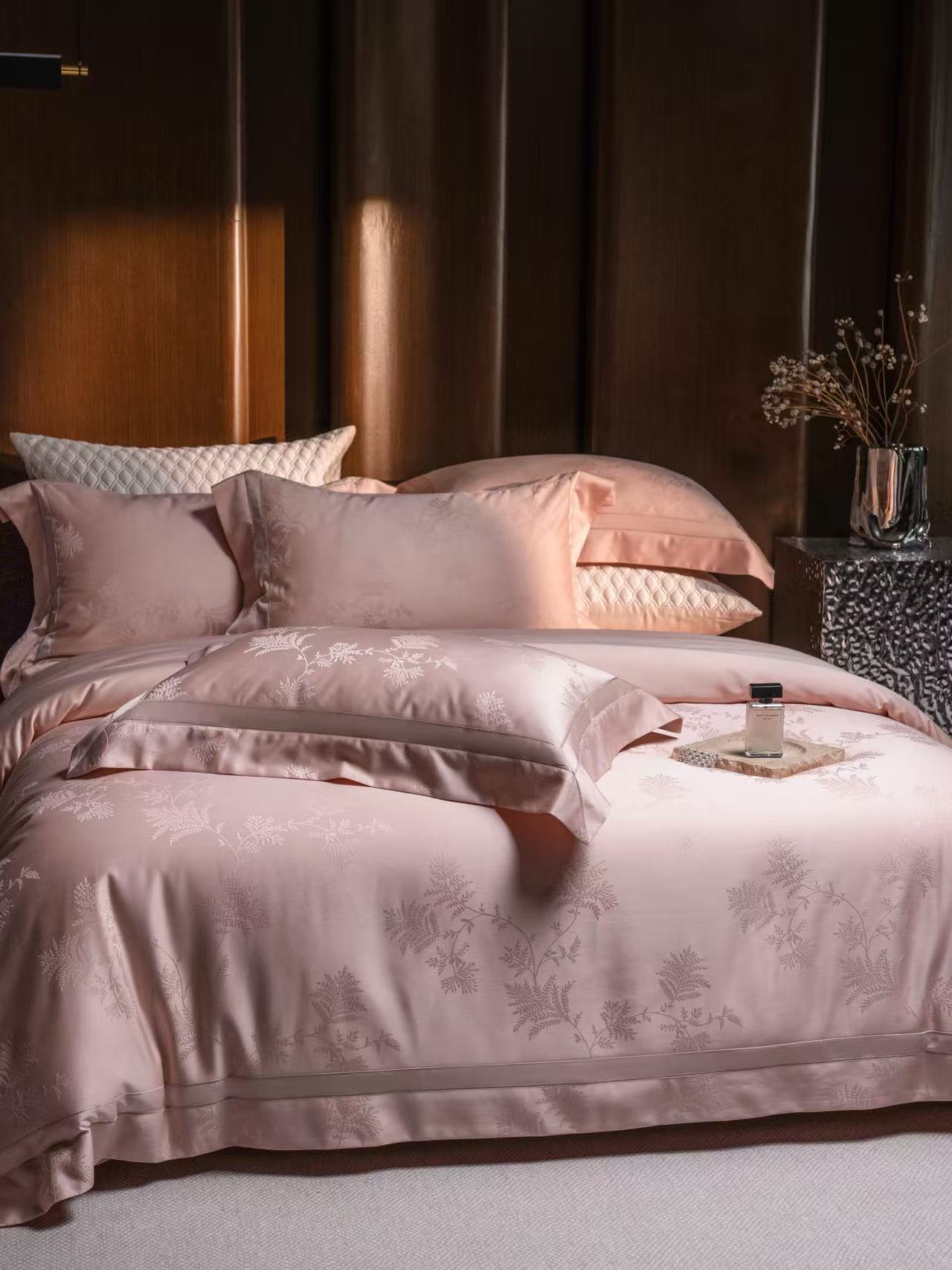 高級ピンク花柄ジャカード寝具セット、羽毛布団カバーセット、エ - Home Textiles Bedding のレビューと価格